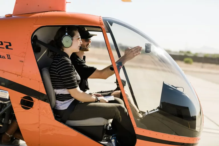 Pilot flight training at Quantum Helicopters in Arizona